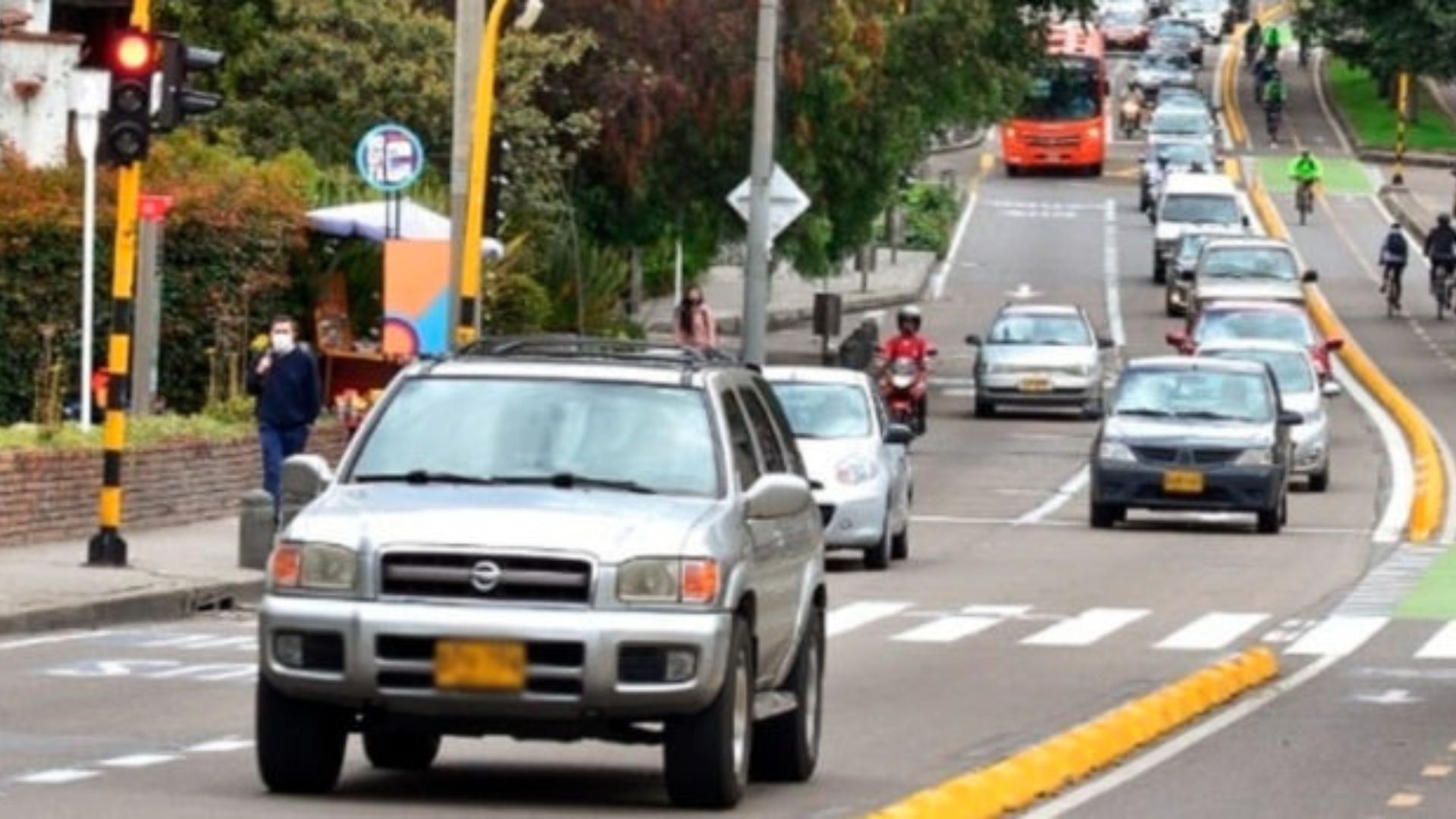 Paso a paso: así puedes saber si una escuela de conducción es legal