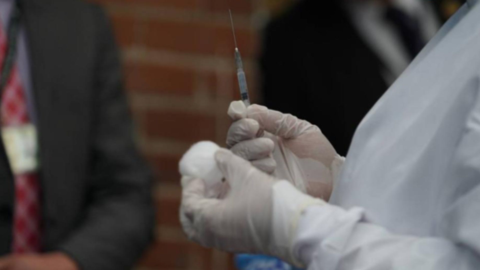 Aquí te contamos dónde aplican gratis la vacuna del tétano en Bogotá