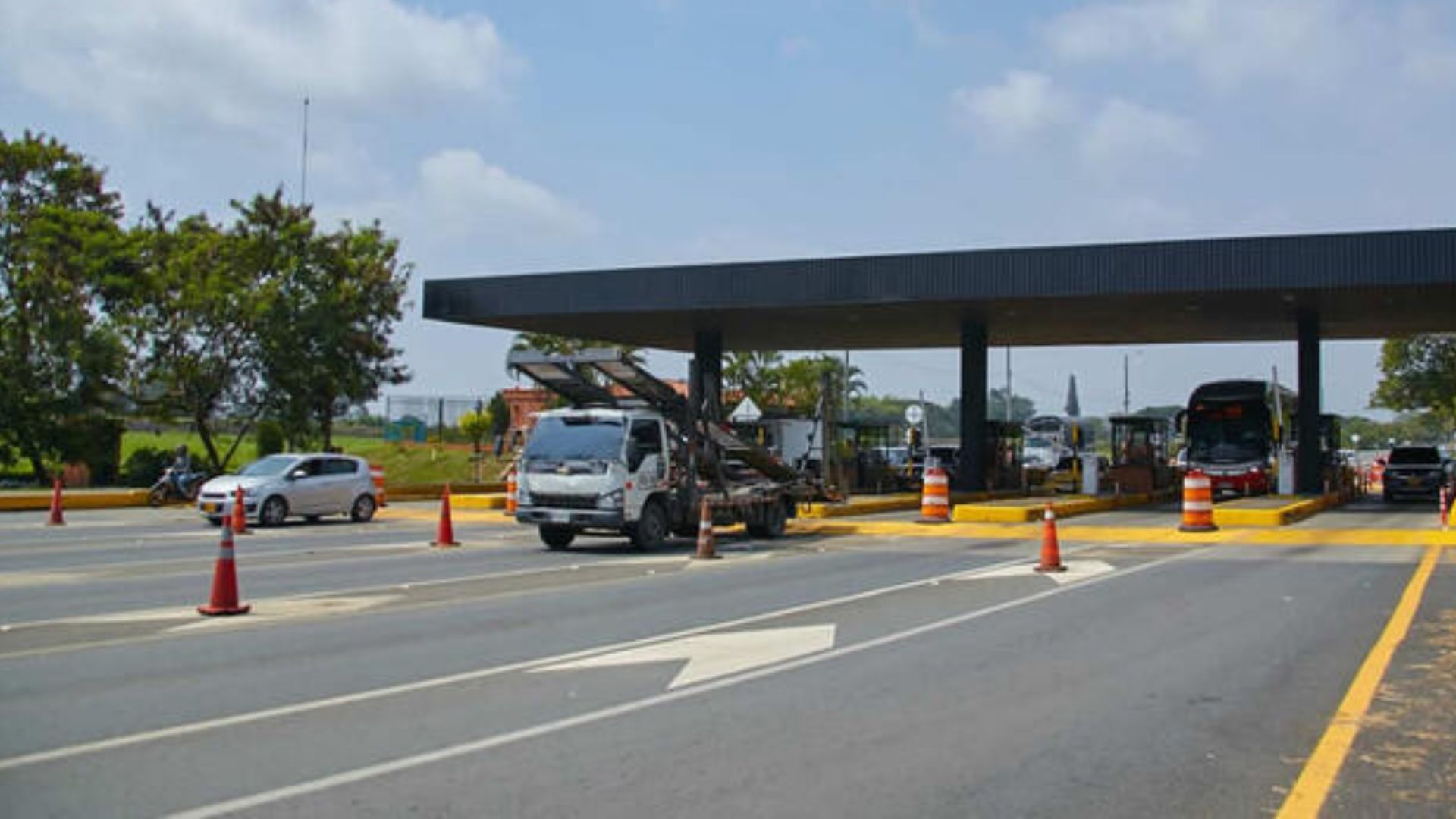 Aumento del 13,12% en las tarifas de peajes en Colombia