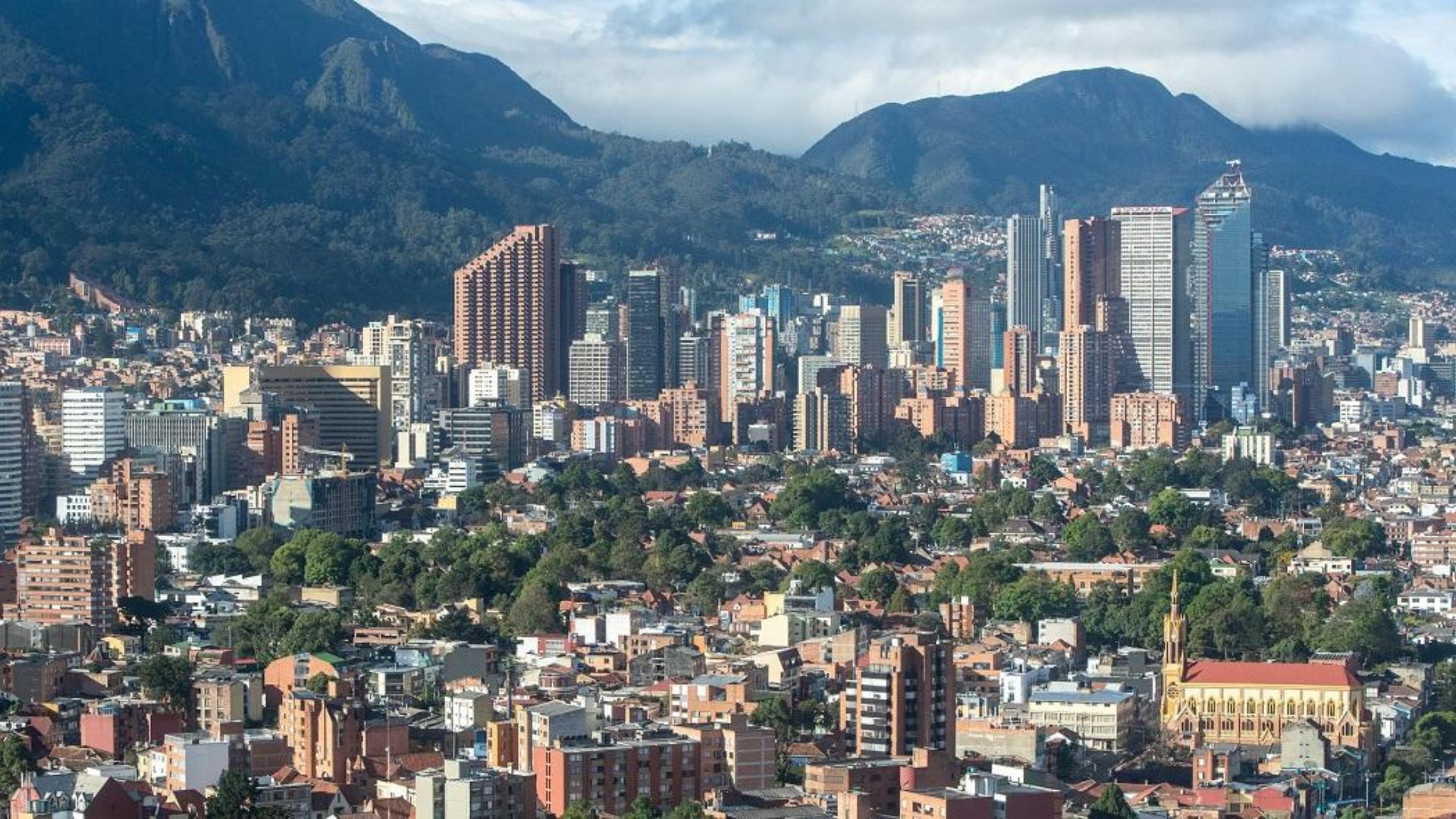 ¿Cómo es vivir en Bogotá?: retos a los que se enfrentan los habitantes