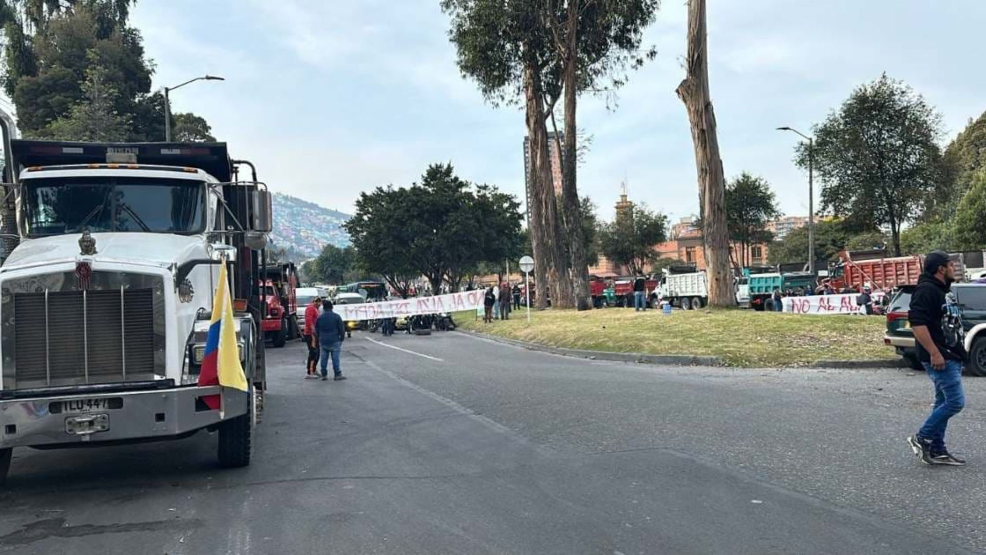 Paro camionero: así transcurre la movilidad este miércoles en la capital por los bloqueos