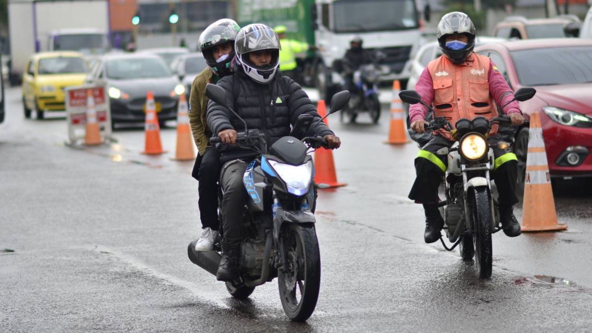 ¿Qué es lo bueno y lo malo de las motos en Bogotá?