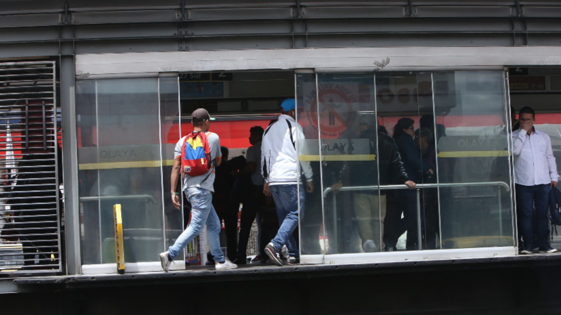 Se han impuesto 498 multas diarias en promedio por no pagar el pasaje de TransMilenio