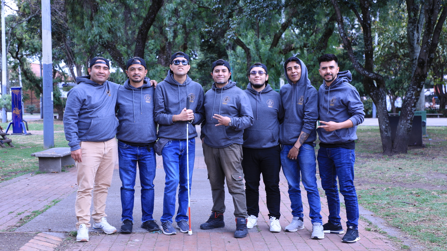 Fusiones que refrescan la música popular en Bogotá con Banda La Conexión