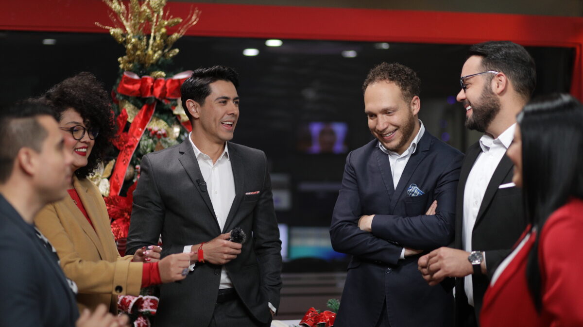 Yerson Caucha, Jenny Bastidas, Carlos Díaz, Miguel Porras, José Chinchilla y Alexandra Molina. Integrantes del equipo de redacción de AHORA. (De izq. a der.)